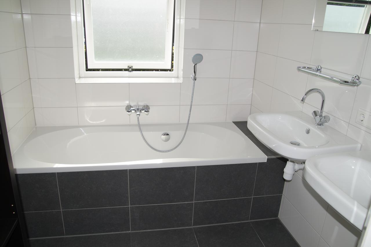 Vakantiehuizen Hofstede Elzenoord Vrouwenpolder Habitación foto