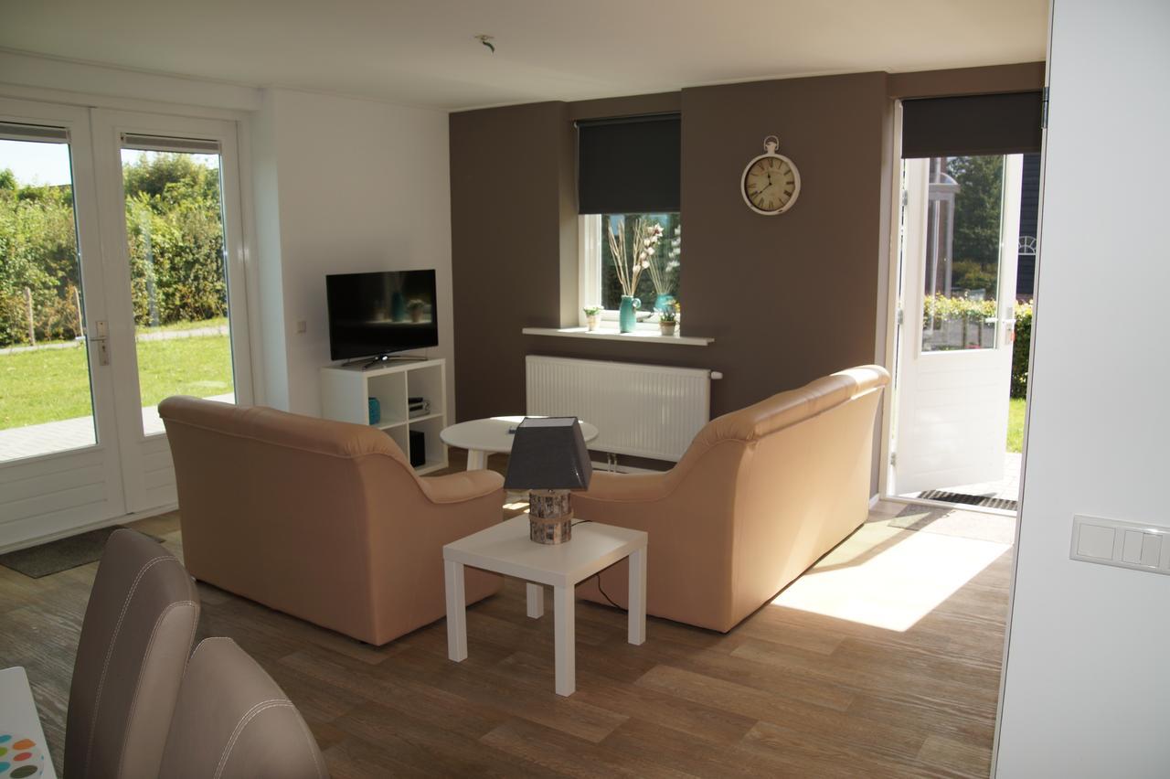 Vakantiehuizen Hofstede Elzenoord Vrouwenpolder Habitación foto